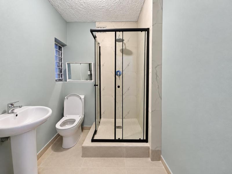To Let 2 Bedroom Property for Rent in Wynberg Western Cape